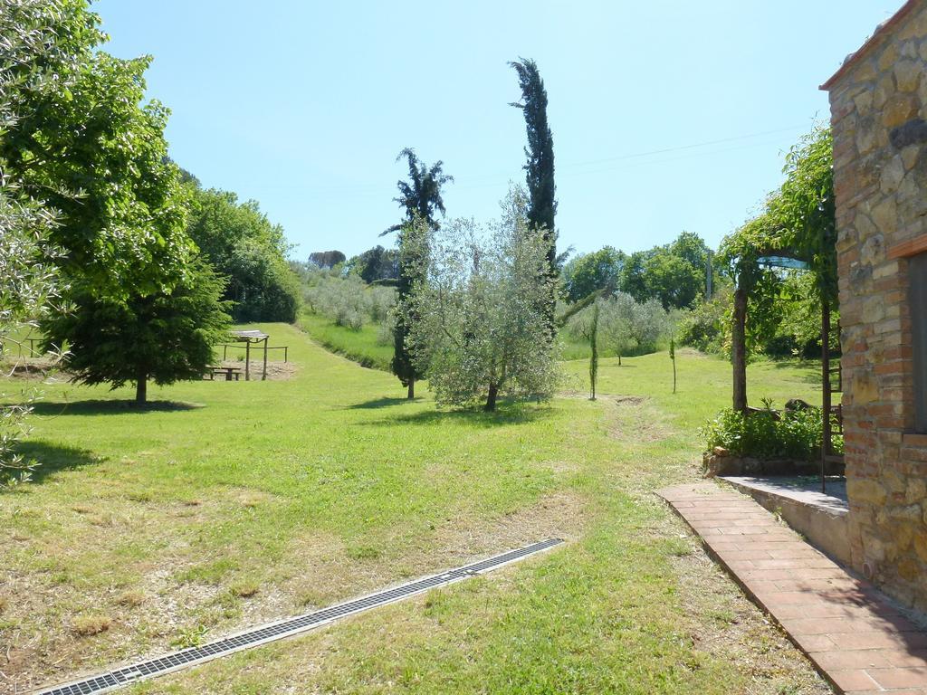 Agriturismo Le Colline Монтескудайо Номер фото